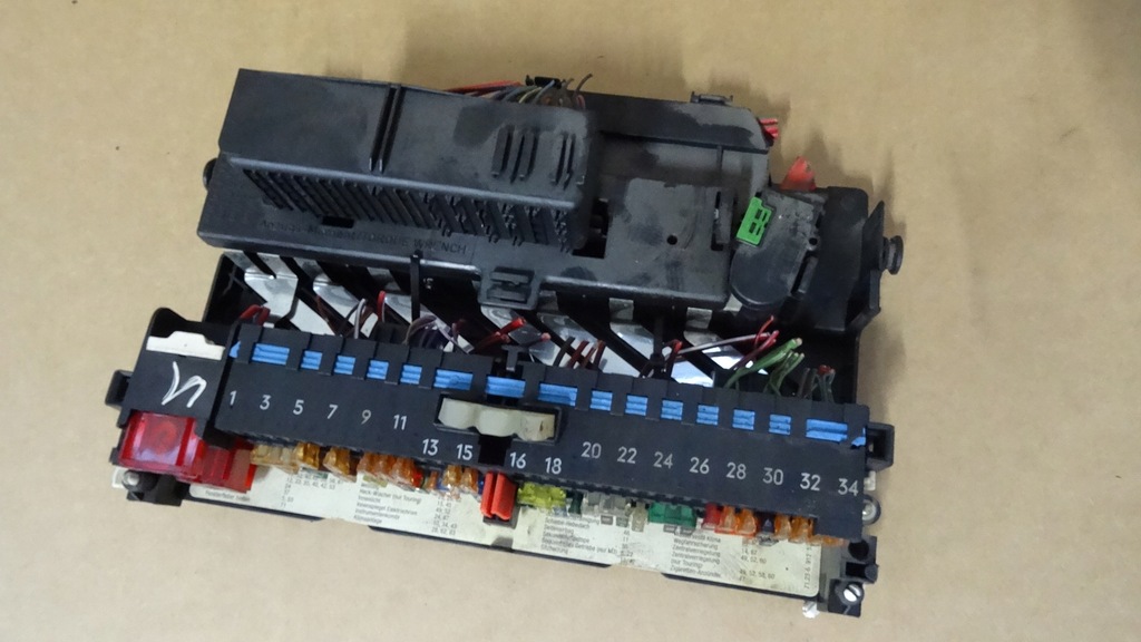 фото №1, Bmw e46 коробка запобіжників 8364542