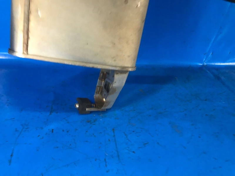 фото №4, Гаситель toyota prius 16 1743037620