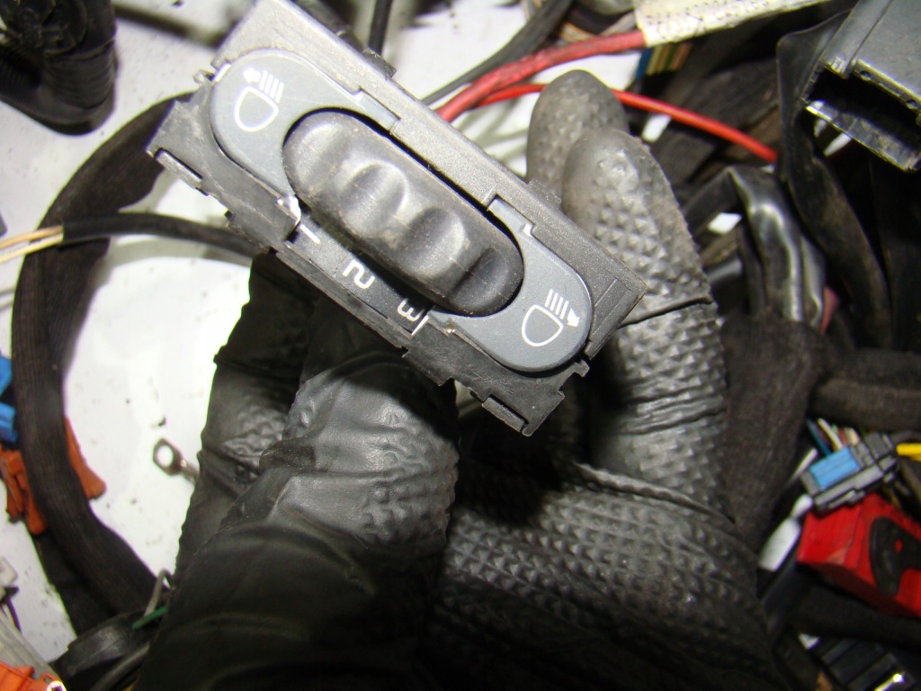 фото №10, Електропроводка салону - кабіни renault mascott 3.0 03-10