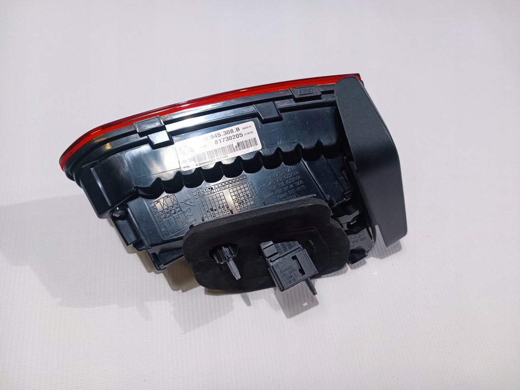 фото №8, Лампа задняя правая w крышка 3 pin vw arteon