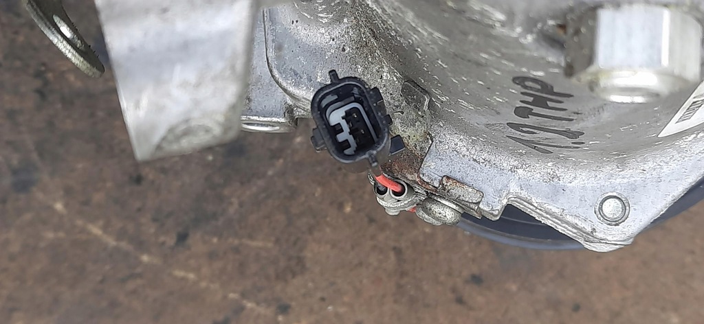 фото №7, Компрессор кондиционера компрессор 1.2tce dacia duster i 926008367r