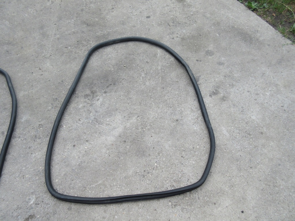 фото №1, Прокладка задня ліва двері vw golf vi 5d 08-12