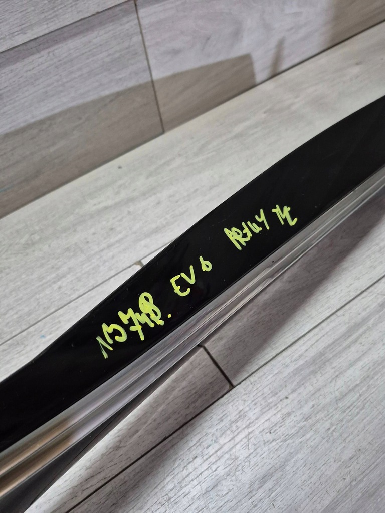 фото №11, 13749. kia ev6 молдинг дверь правый задняя 87734-cv1000