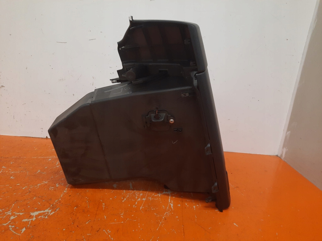 фото №7, Mazda 3 iii 1.6 citd 06-09 5d бардачок пасажира 8127025200tfx