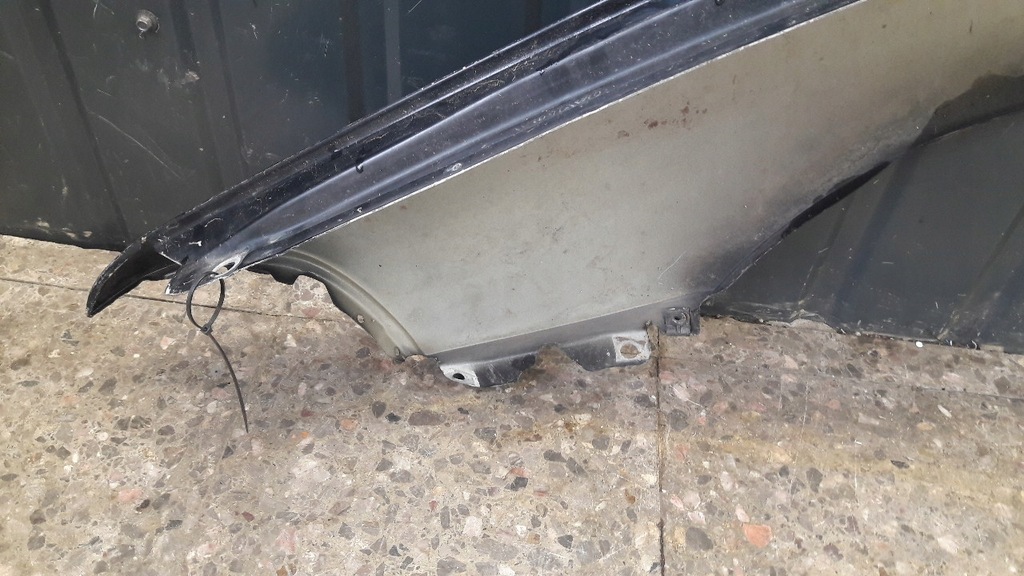 фото №10, Крила правий перед volvo s40 i 00r чорний