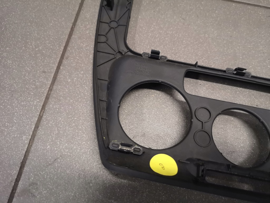 фото №15, Рамка захист консолі vw jetta 5c6858071