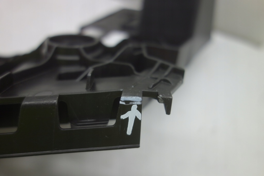 фото №3, Направляющая бампера левый задняя vw golf viii 8 5h6807393d