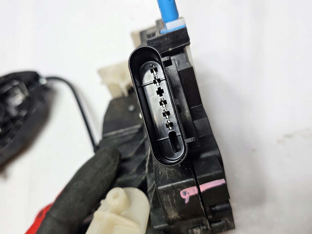 фото №7, Ford mustang 15- замок дверь правый usa