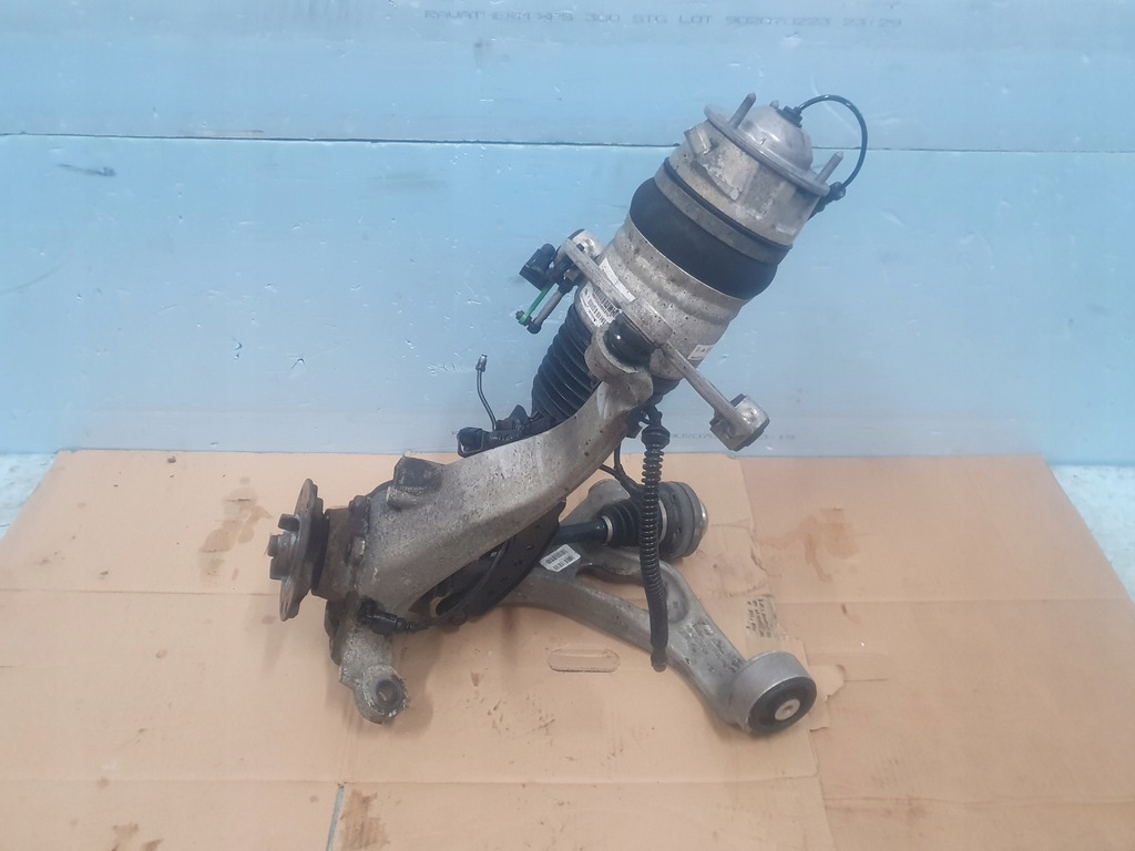 фото №4, Амортизатор рычаг поворотный кулак porsche cayenne ii 7p5 gts левая сторона