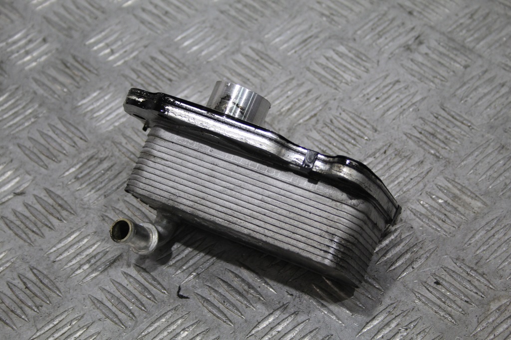 фото №1, Радіатор оливи jaguar f-pace x761 g4d3-6a642-ba