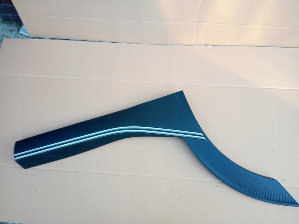 фото №4, Kia ev6 молдинг дверь правый задняя 2021r-