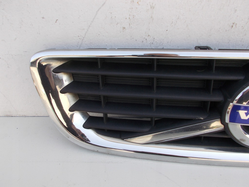 фото №7, Volvo v50 s40 ii lift 2007 -2012 решітка радіатора решітка радіатора значок