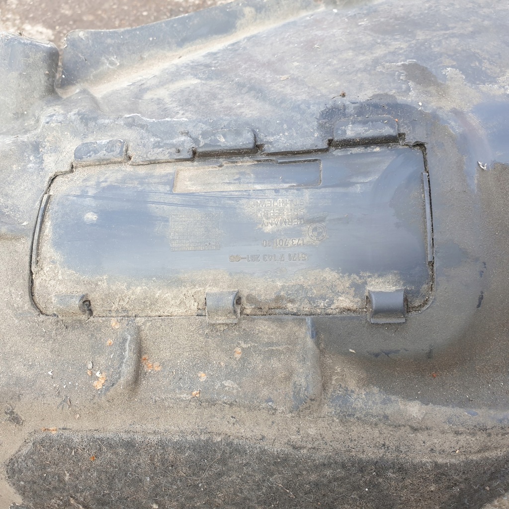 фото №11, Подкрылок защита правое задние bmw 5 e61 7143261 оригинальный номер