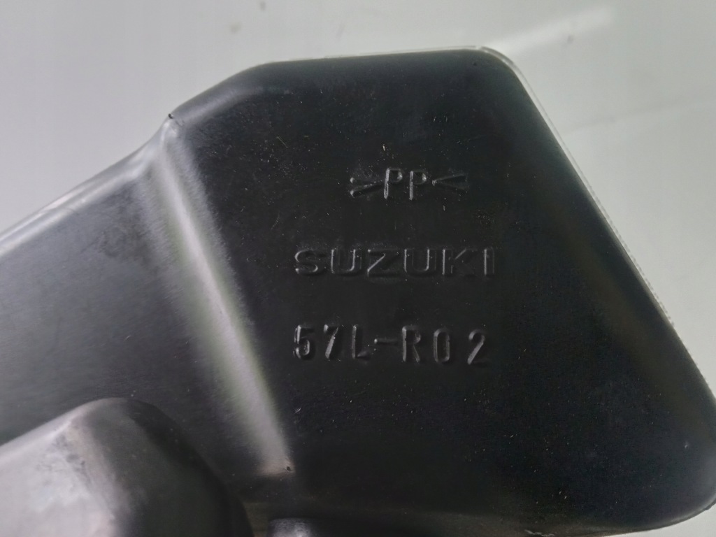 фото №6, Suzuki kizashi 2.4 4x4 труба повітря повітрозабірник