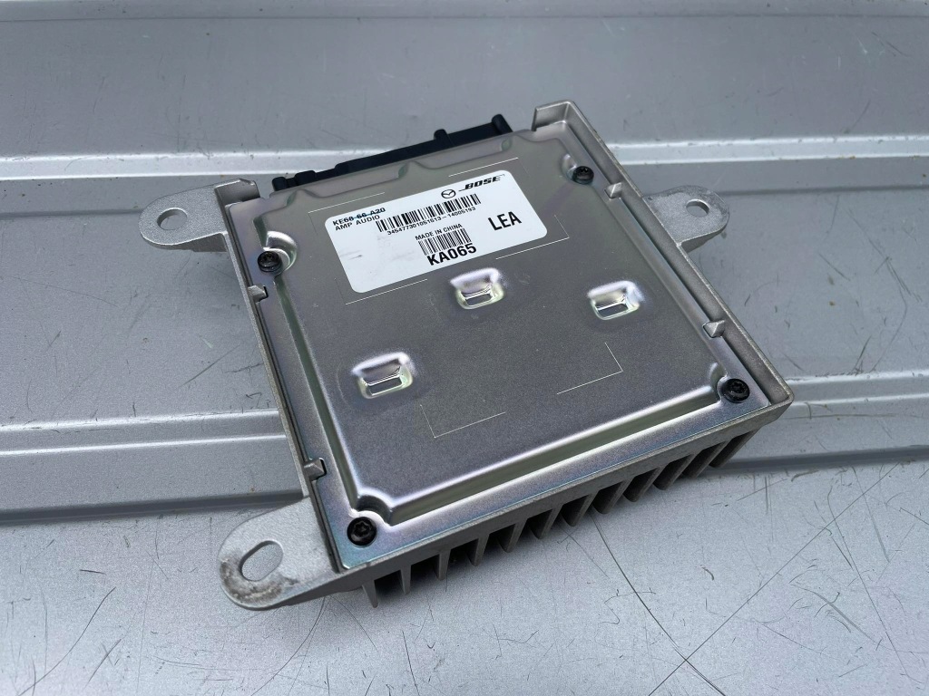 фото №1, Mazda cx5 i усилитель bose ke6866a20