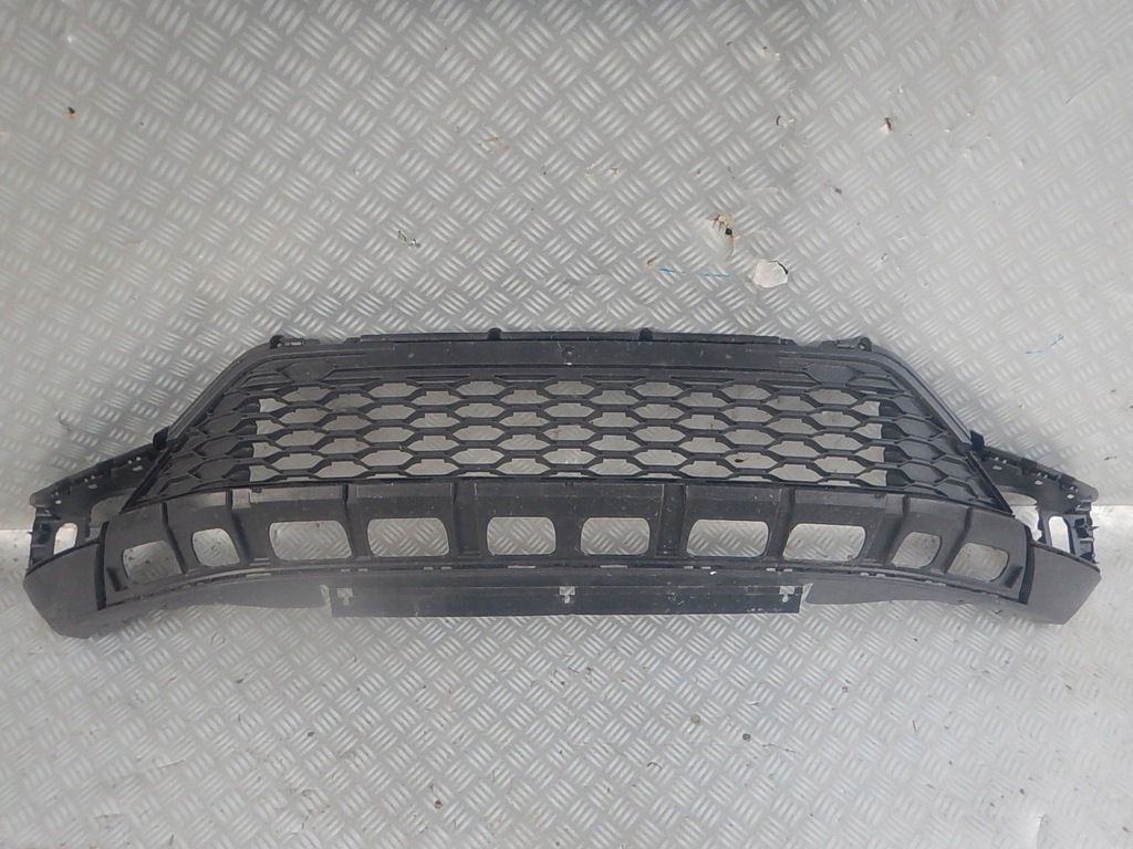 фото №1, Vw t-roc 17- решётка спойлер накладка бампер перед 2ga805903b оригинал