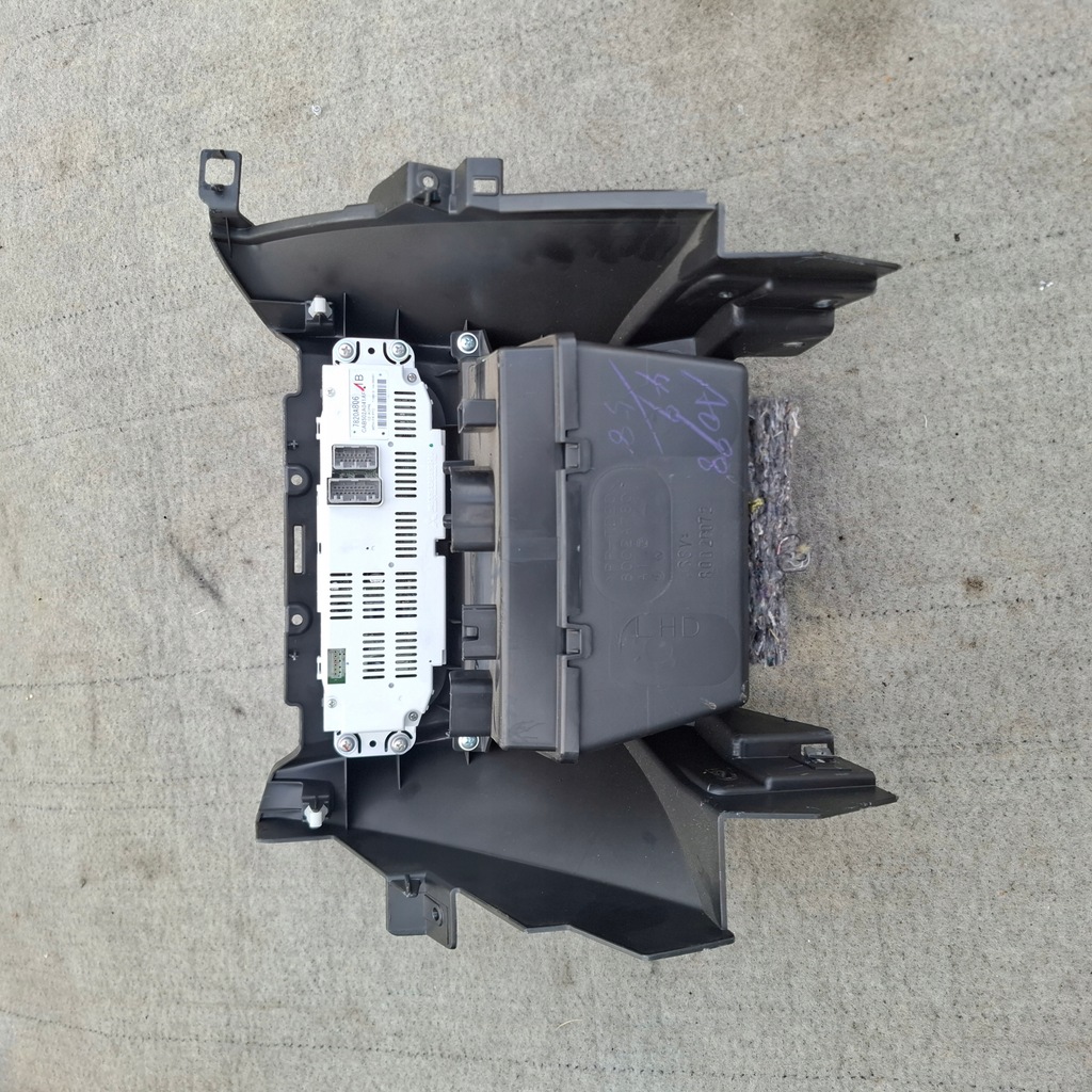 фото №7, Mitsubishi asx 12-22 панель кондиционера управление панель na dwie kosztki