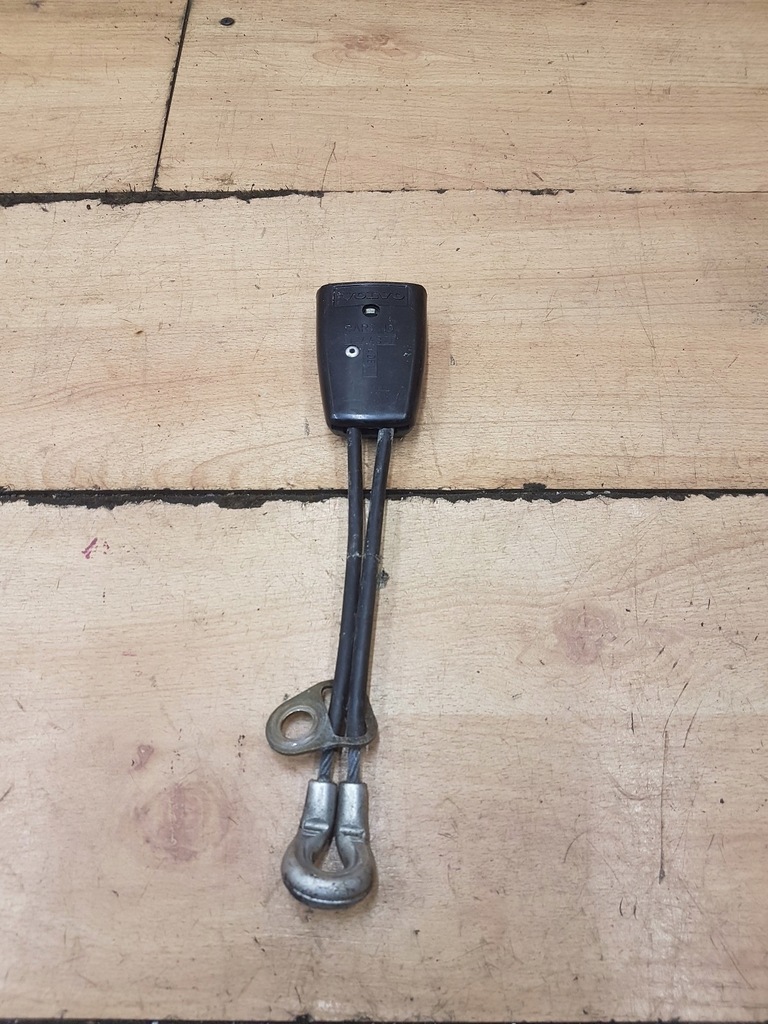 фото №5, Клипса замок поперечина задняя сиденье volvo 240