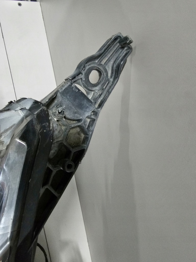 фото №11, Лампа передня права правий перед peugeot 208 i 1 звичайна europa 9802221280