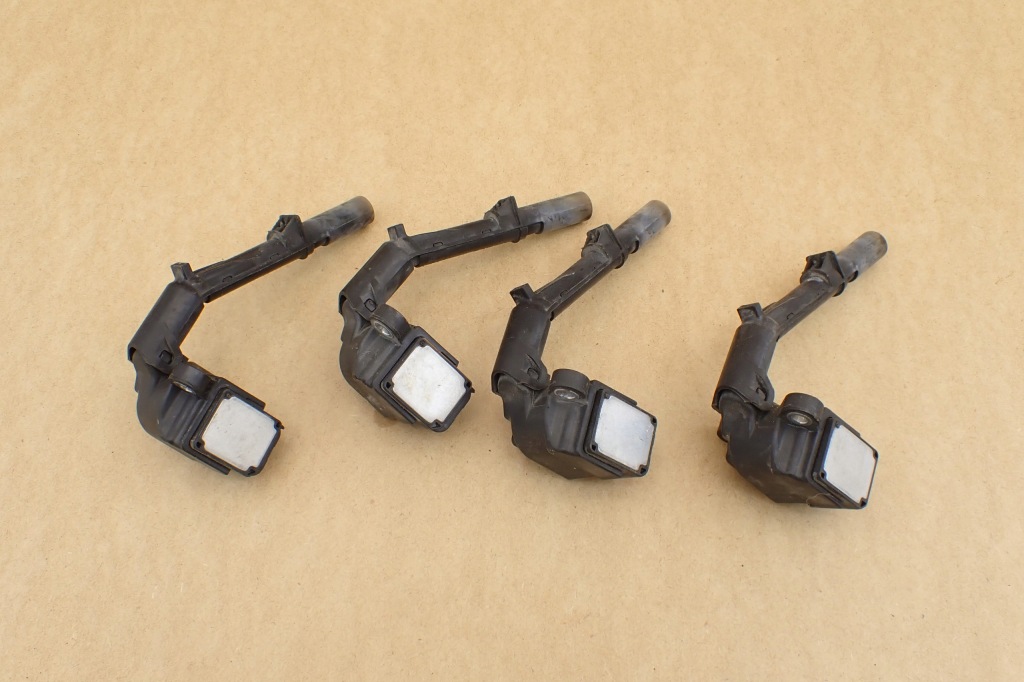 фото №10, Катушка зажигания a2749061400 mercedes glc x253 2.0 cgi 274920