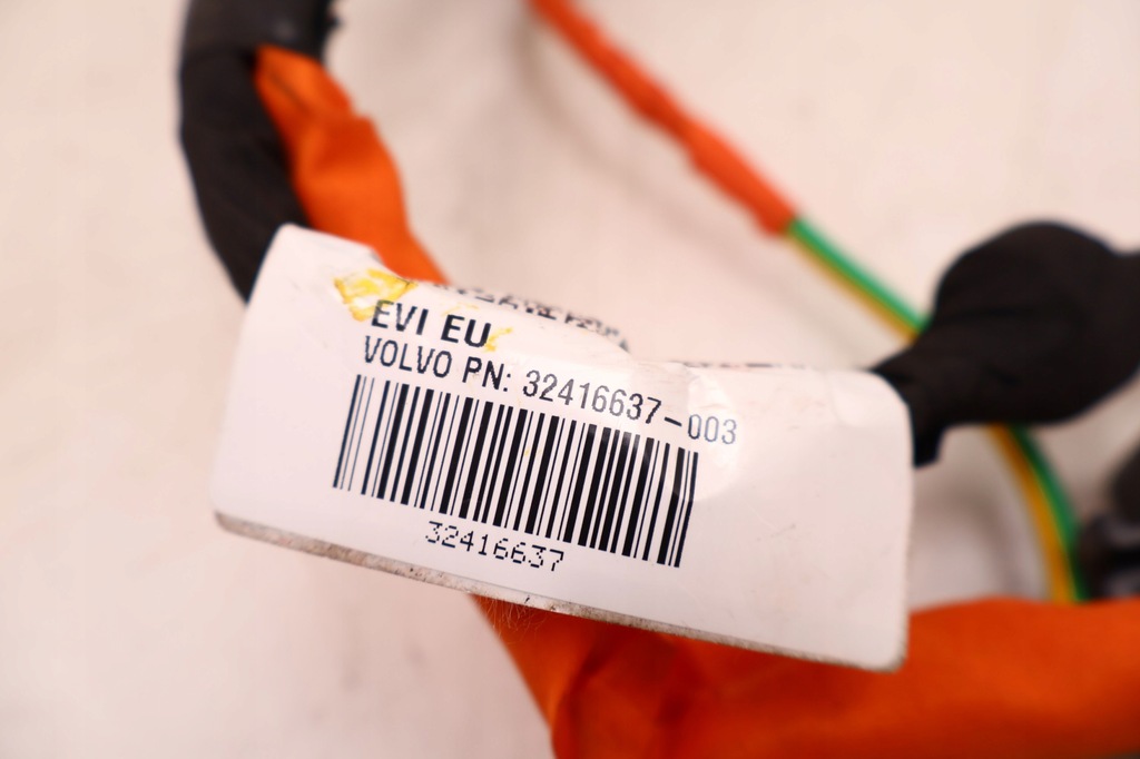 фото №5, Volvo xc60 ii 2.0 t8 разъём зарядки 31409667, 32416637