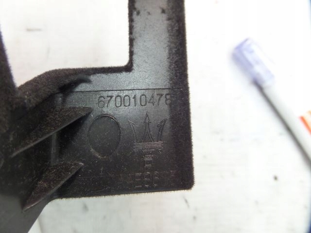 Maserati quattroporte vi бардачок полиця 670010478 в Україні