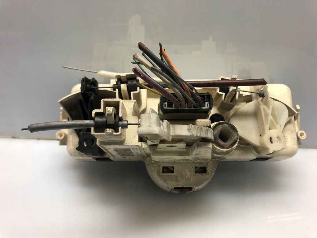 фото №4, Панель кондиционера toyota s9420001