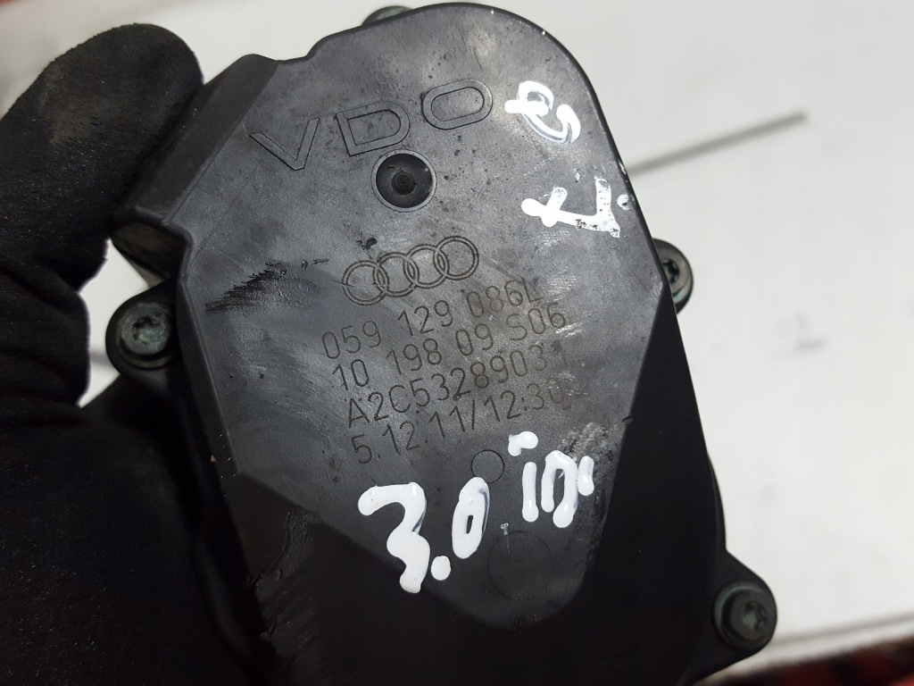 фото №2, Audi q7 4l 05-09r 3.0 tdi cas регулятор коллектор