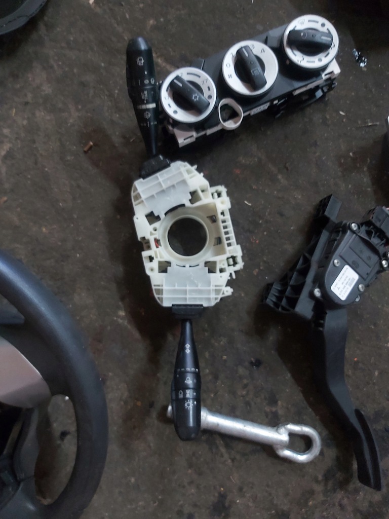 фото №1, Перемикач комбінований mitsubishi colt