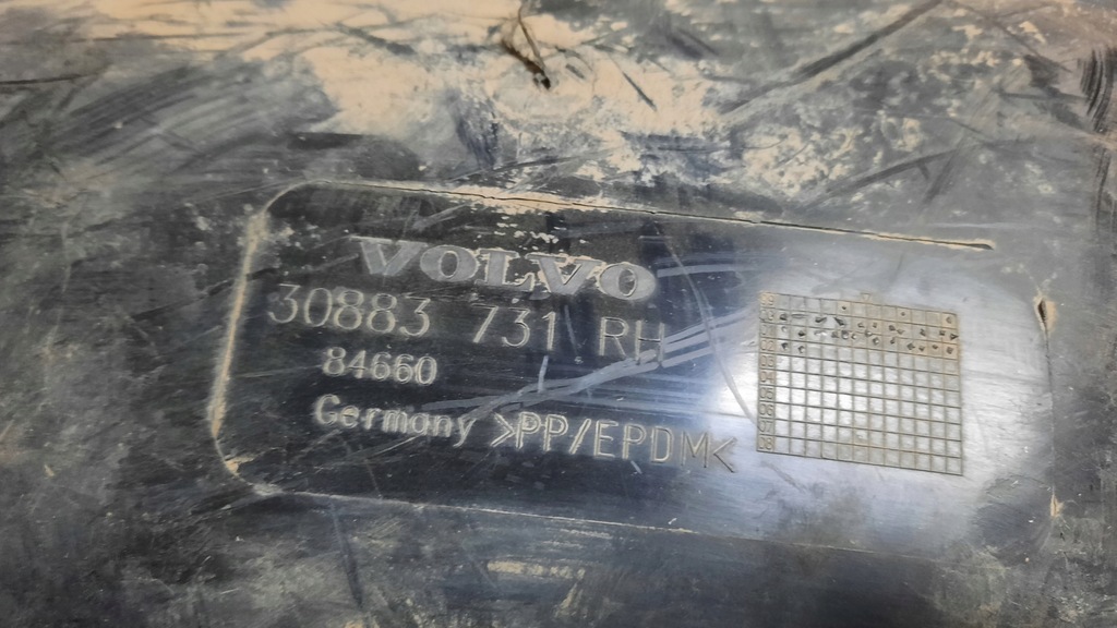 фото №5, Подкрылок правый задняя volvo v40