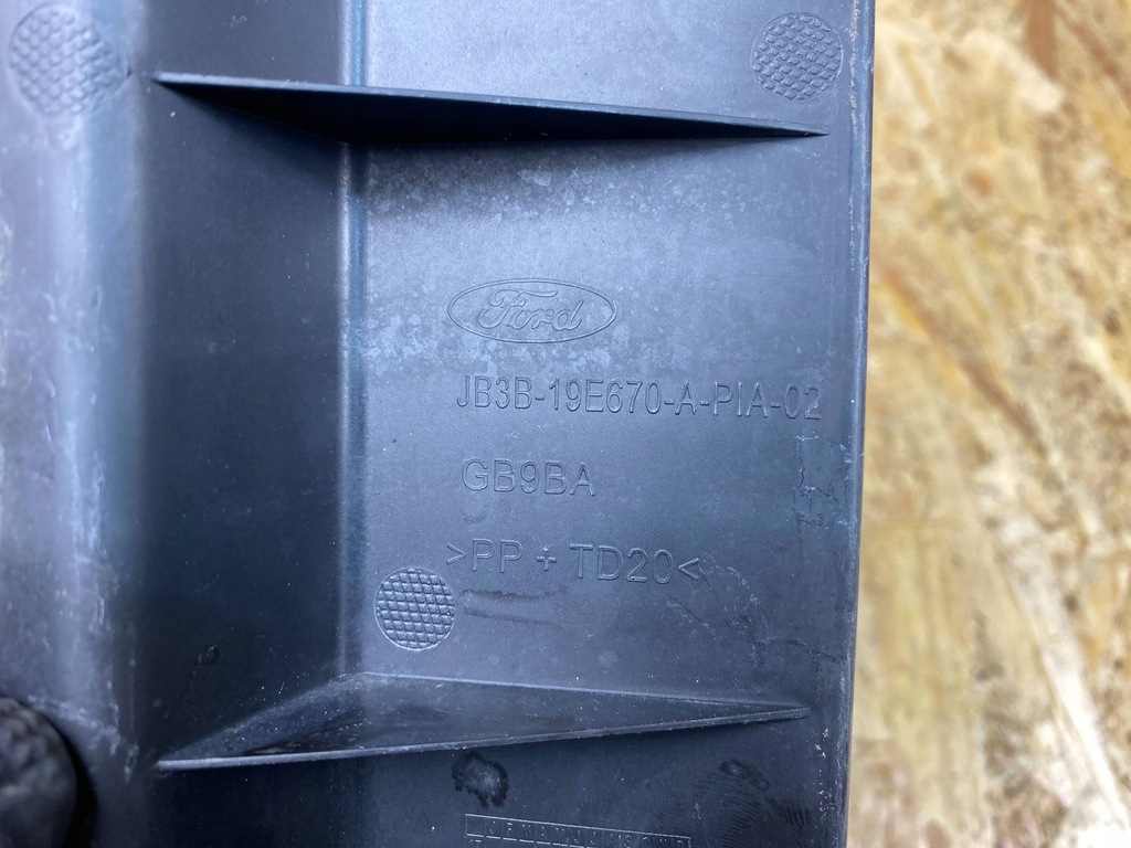 фото №10, Воздуховод впуск воздуха перед правая ford ranger iii jb3b-19e670-a 2019-