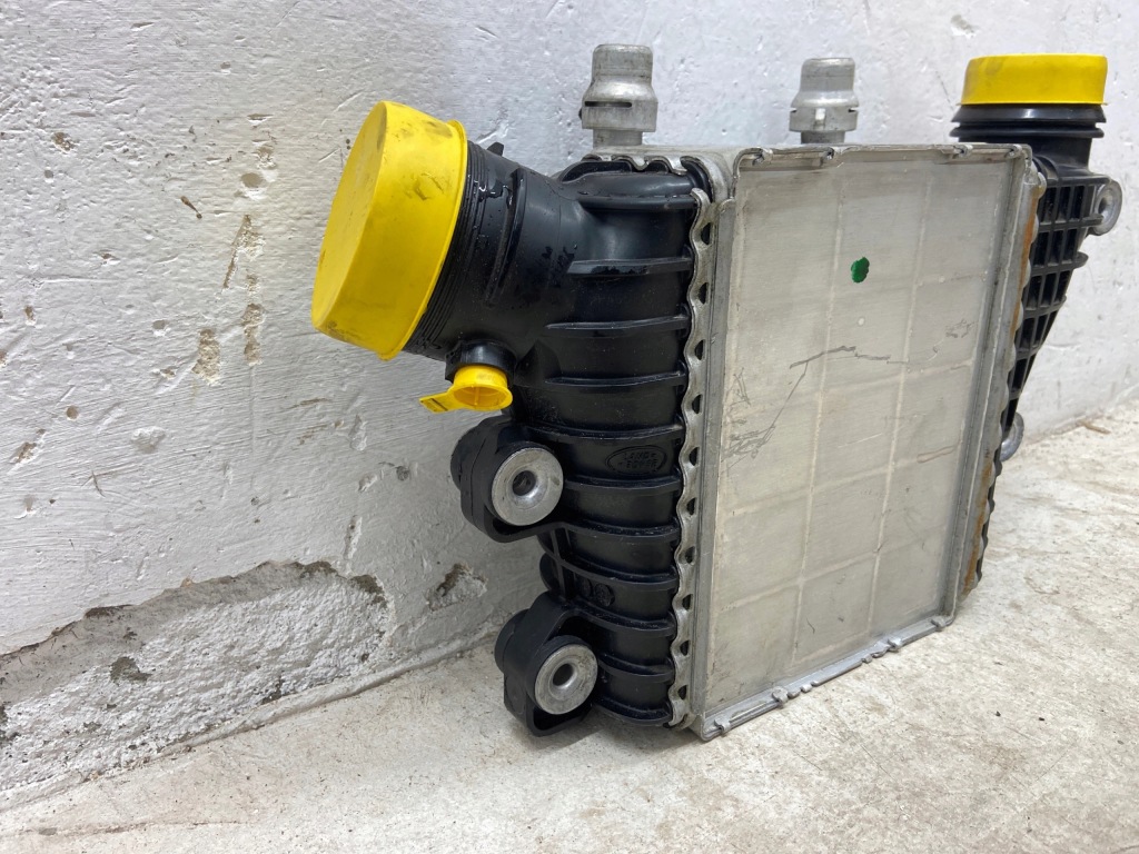 Интеркулер range rover evoque 2 l551 sport l494 jaguar e-pace Доставка