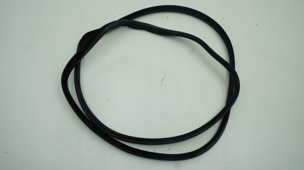 фото №1, Volvo s80 прокладка кузовна лівий перед