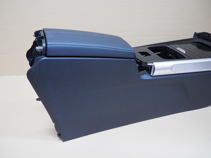 фото №8, Туннель средний подлокотник кожа mercedes eqb x243