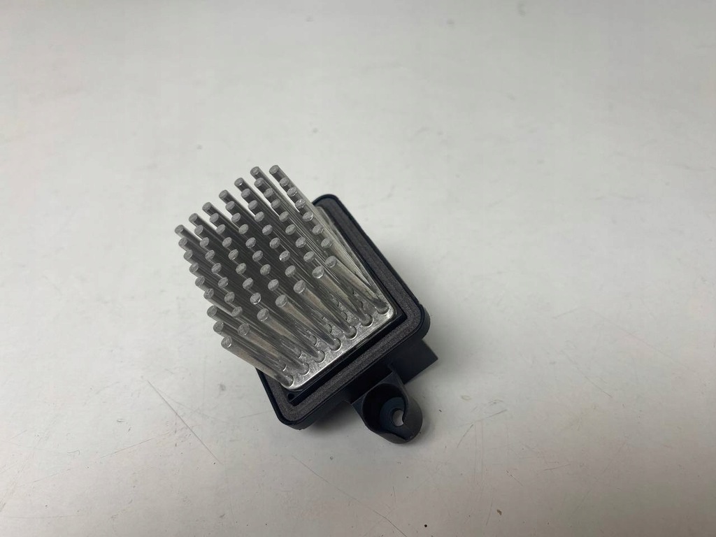 фото №1, Резистор вентилятор discovery sport l550