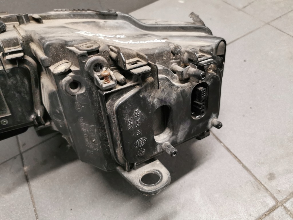 фото №8, Лампа правий перед audi a8 d3 przed liftem