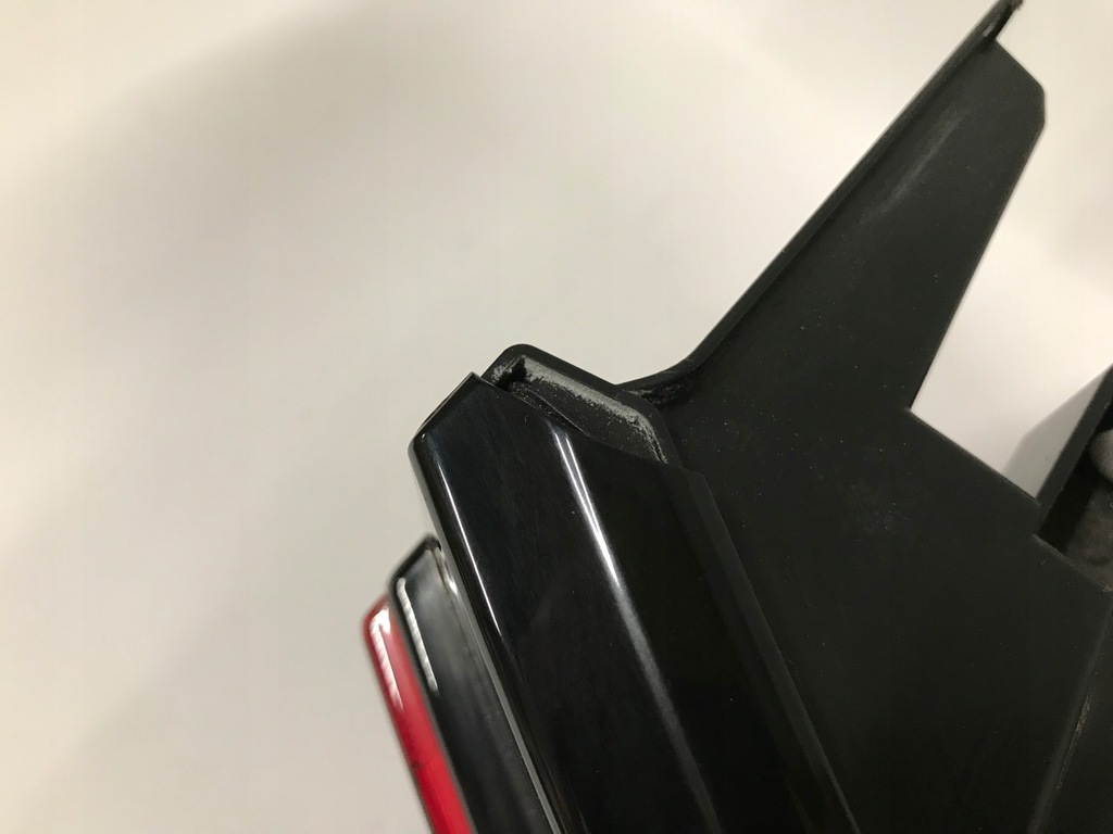 фото №7, Lexus rz 23- лампа задня накладка led europa