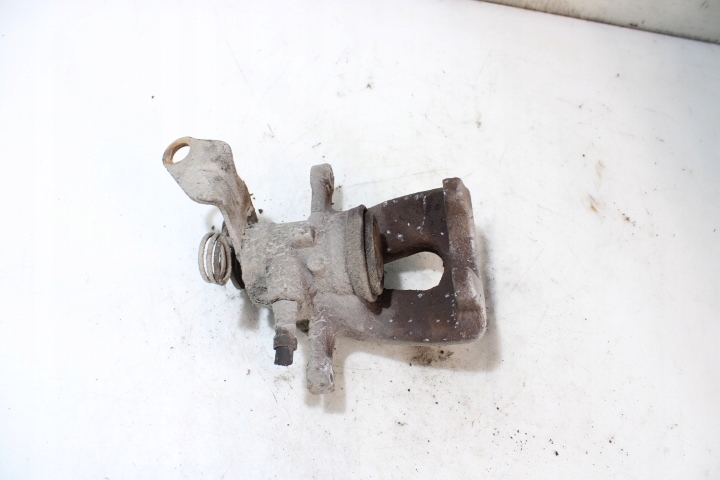 фото №4, Супорт гальма правий задня alfa romeo 159 1.9jts