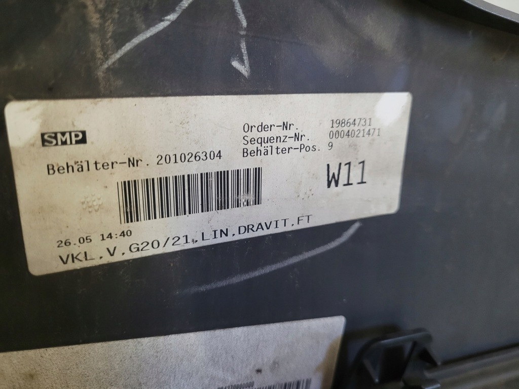 фото №9, Bmw g20 g21 3 бампер перед передній решітка середня