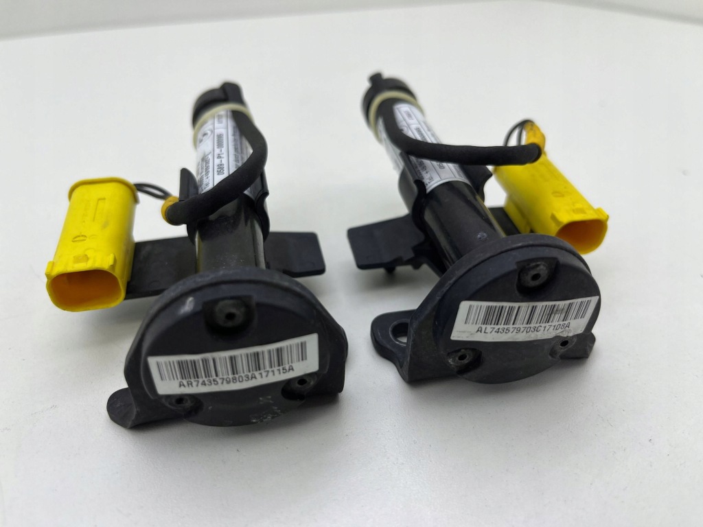 Bmw 5 g30 g31 пиропатрон капот правый левый комплект 7435798 7435797 с Разборки