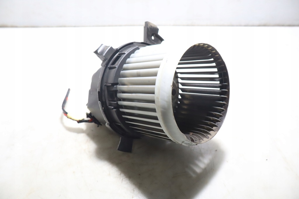 фото №1, Воздуходувка обдув peugeot 301 lift 1.5bluehdi