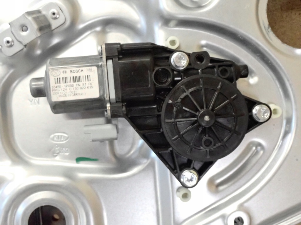 фото №6, Kia venga 09- подъемник стекло задний левый