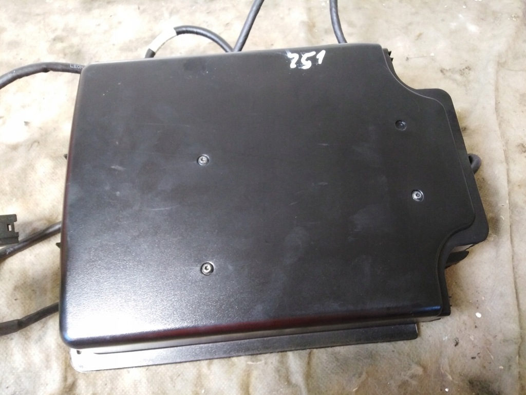 фото №7, Mercedes r w251 кронштейн основание телефона eur 09r