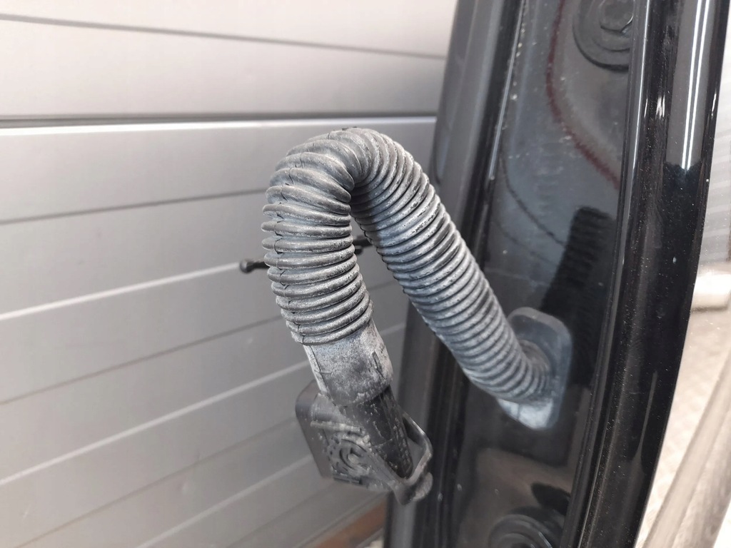 фото №12, Mercedes-benz cls c218 a2187320310 задняя левая дверь