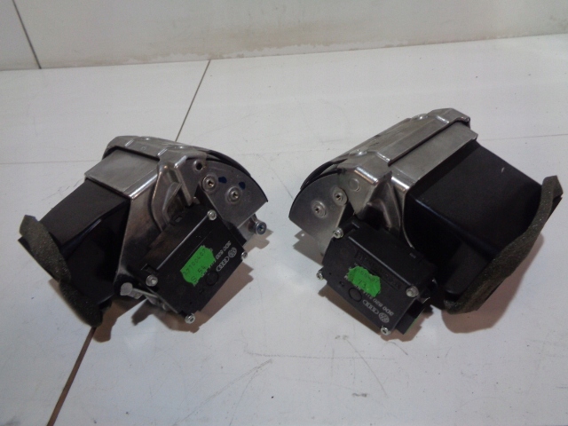 фото №12, Ґрати обдув бічний середня vw phaeton 02-16