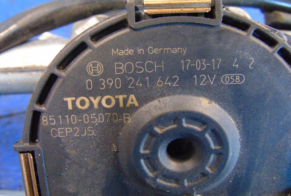 Toyota avensis t29 механізм двірник перед 0390241642 Недорого