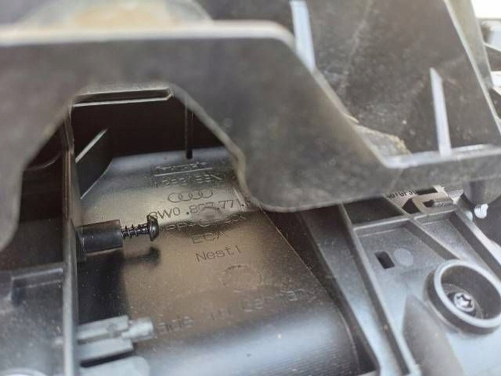 фото №8, M31 audi a4 b9 8w0807771 усилитель поперечина передний