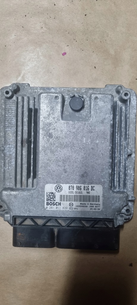 фото №1, Бортовой компьютер блок управления 070906016bc