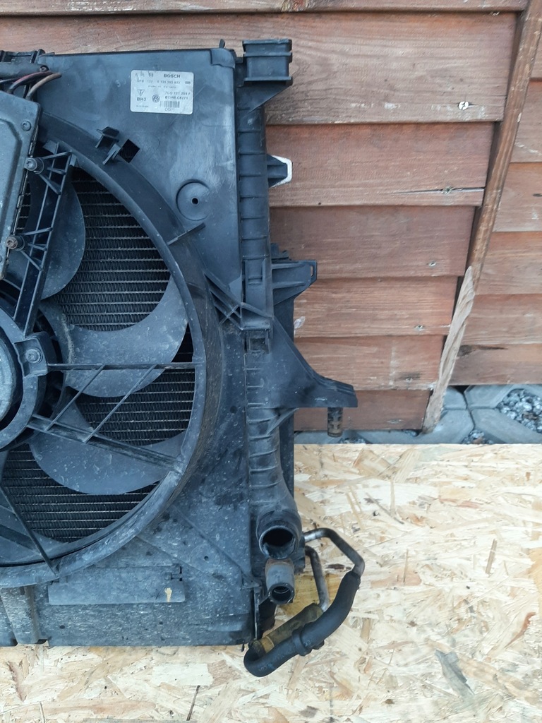 фото №9, Радиатор радиатор vw touareg 2.5 tdi 7l0121203f