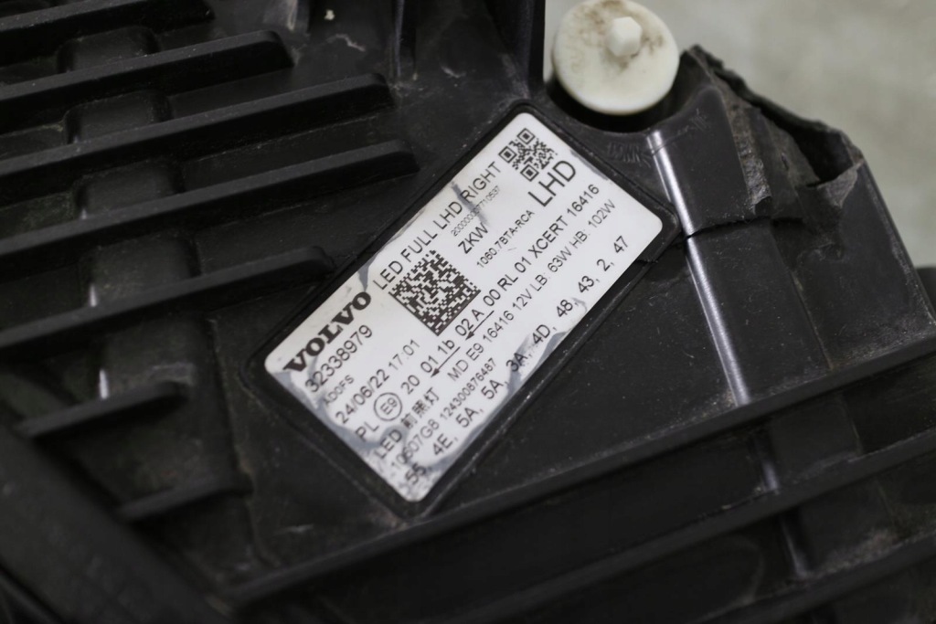Лампа full led правая правый перед volvo xc60 ii рестайлинг  32338979 Доставка